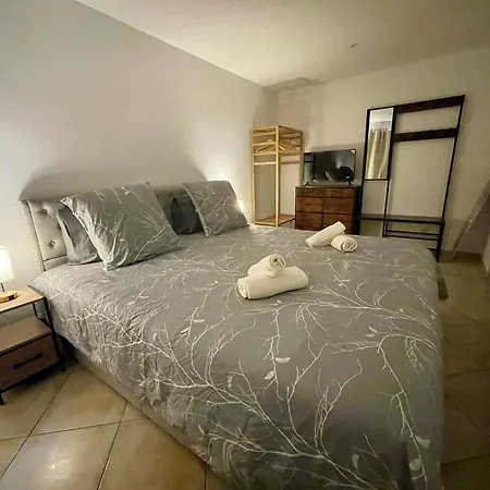 Vous Viendrez Vivre Ici , Garage A Moto Apartment Riez Exterior photo